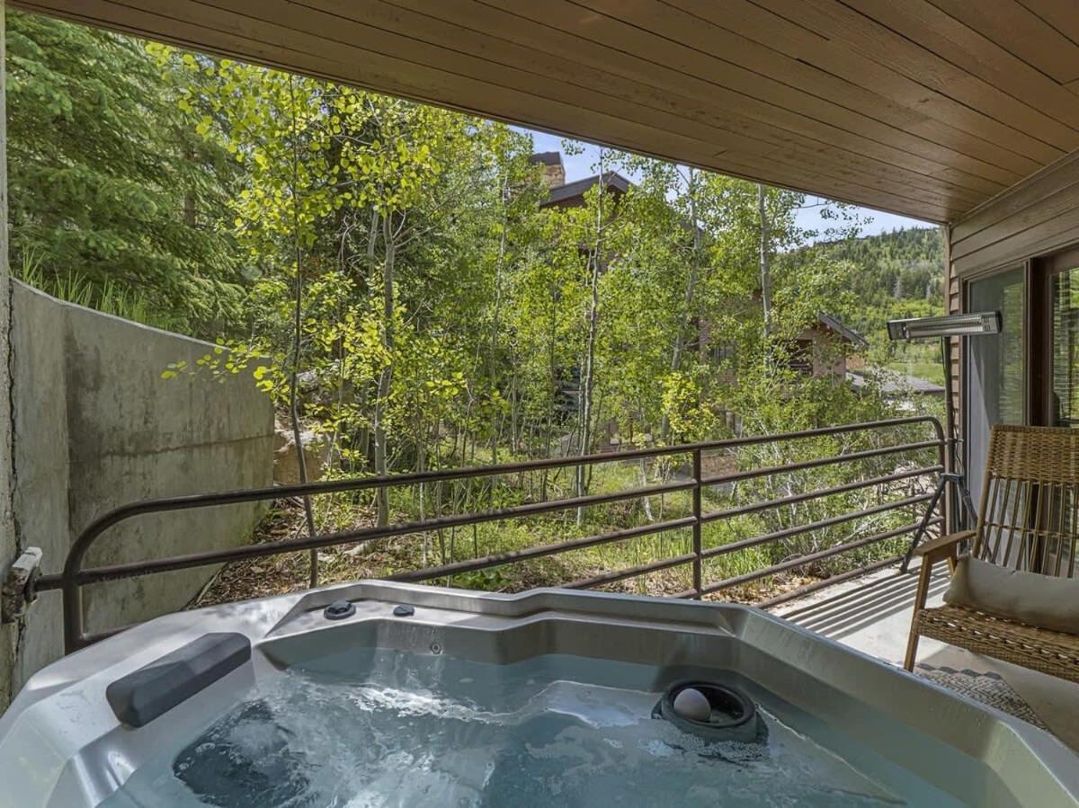 Gorgeous 1Br Steps From Lifts With Private Hot Tub Villa Park City Exteriör bild